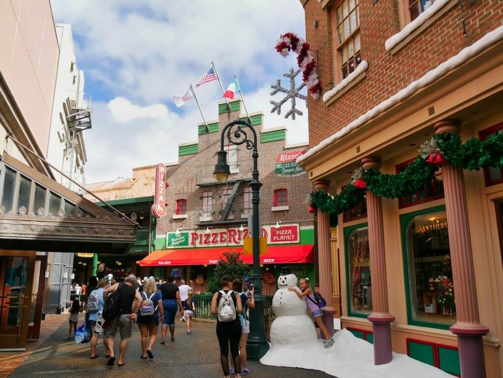 A snowman outside a pizza restaurant at Hollywood Studios