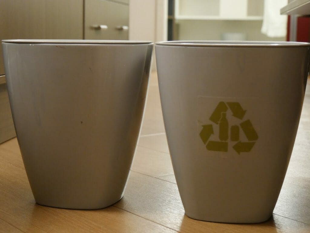 Disney All-Star movies room review trash and recycling