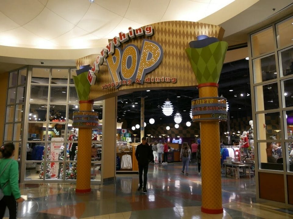 11+ Best Disney Resorts for Couples 2023 (+ worst)