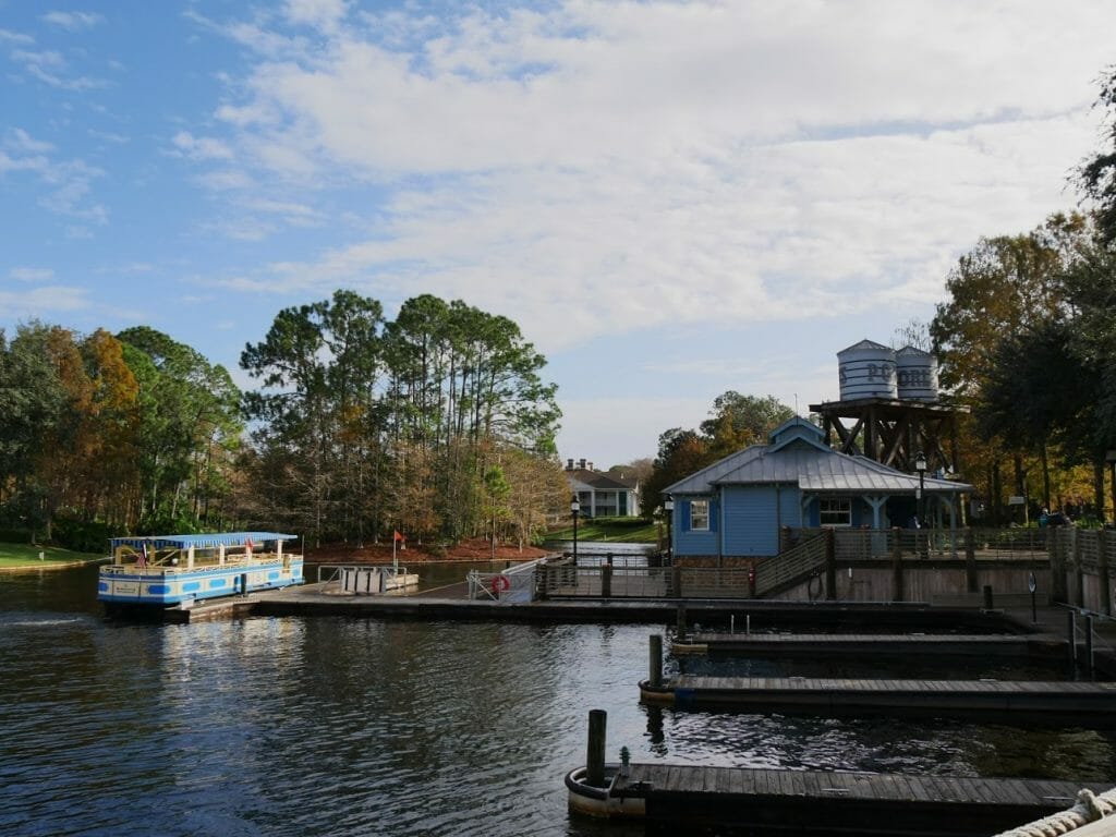 The boat landing dock at Port Orleans Riverside Disney World Resort