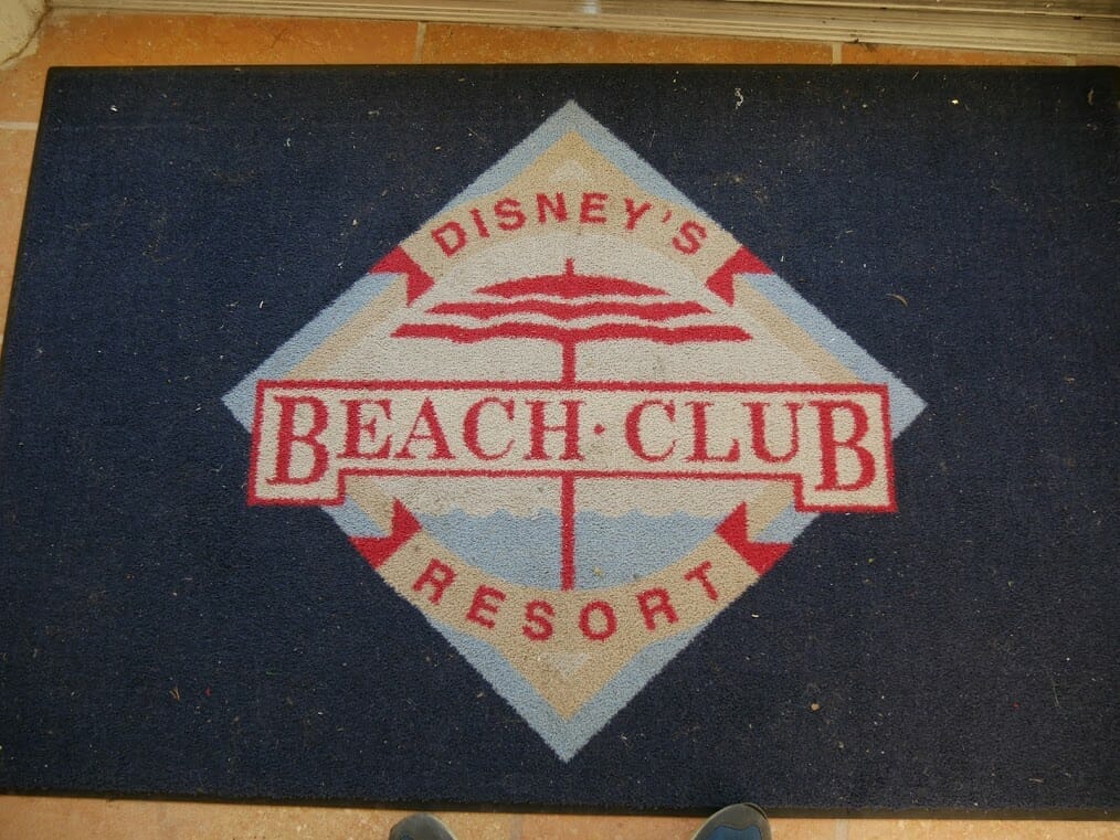 are yacht club and beach club connected