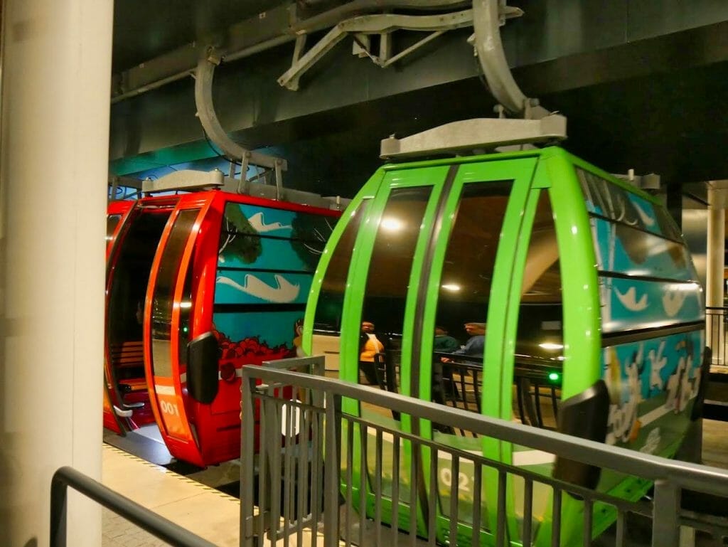 A green and red bubble on the Disney Skyliner