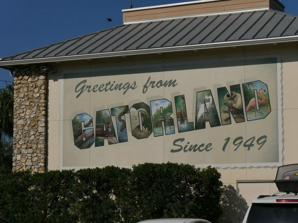 Gatorland Orlando sign "Greetings from Gatorland Since 1949"