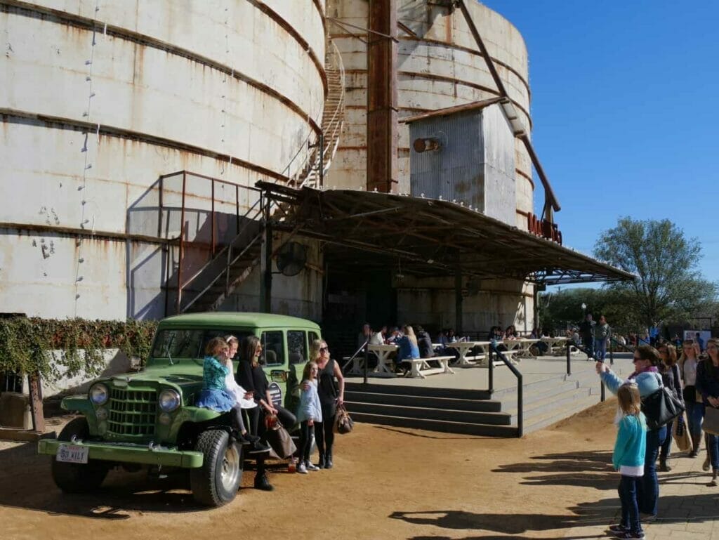 magnolia market tours waco