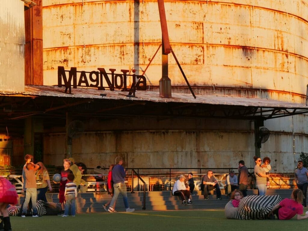 magnolia market tours waco