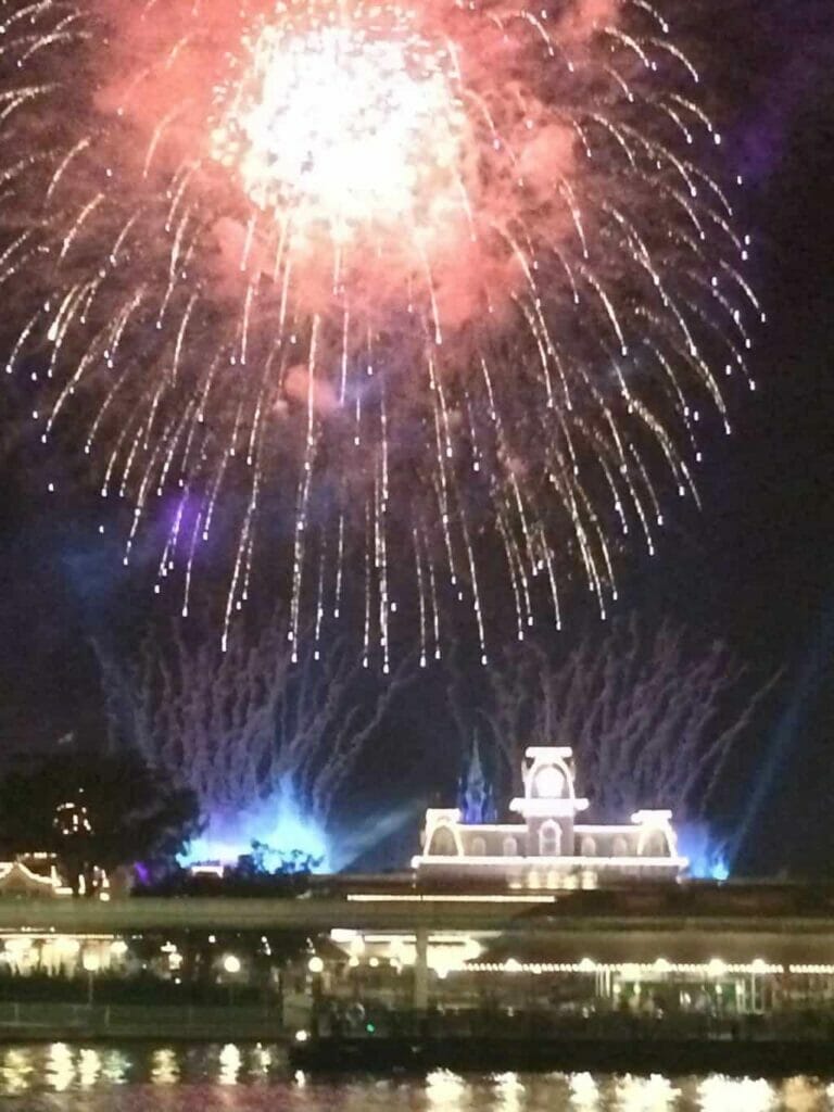 11 Free Places to Watch Fireworks at Disney World (2024)