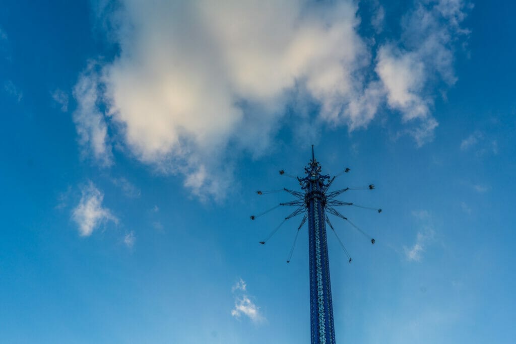 This image has an empty alt attribute; its file name is Orlando-StarFlyer-1024x683.jpg