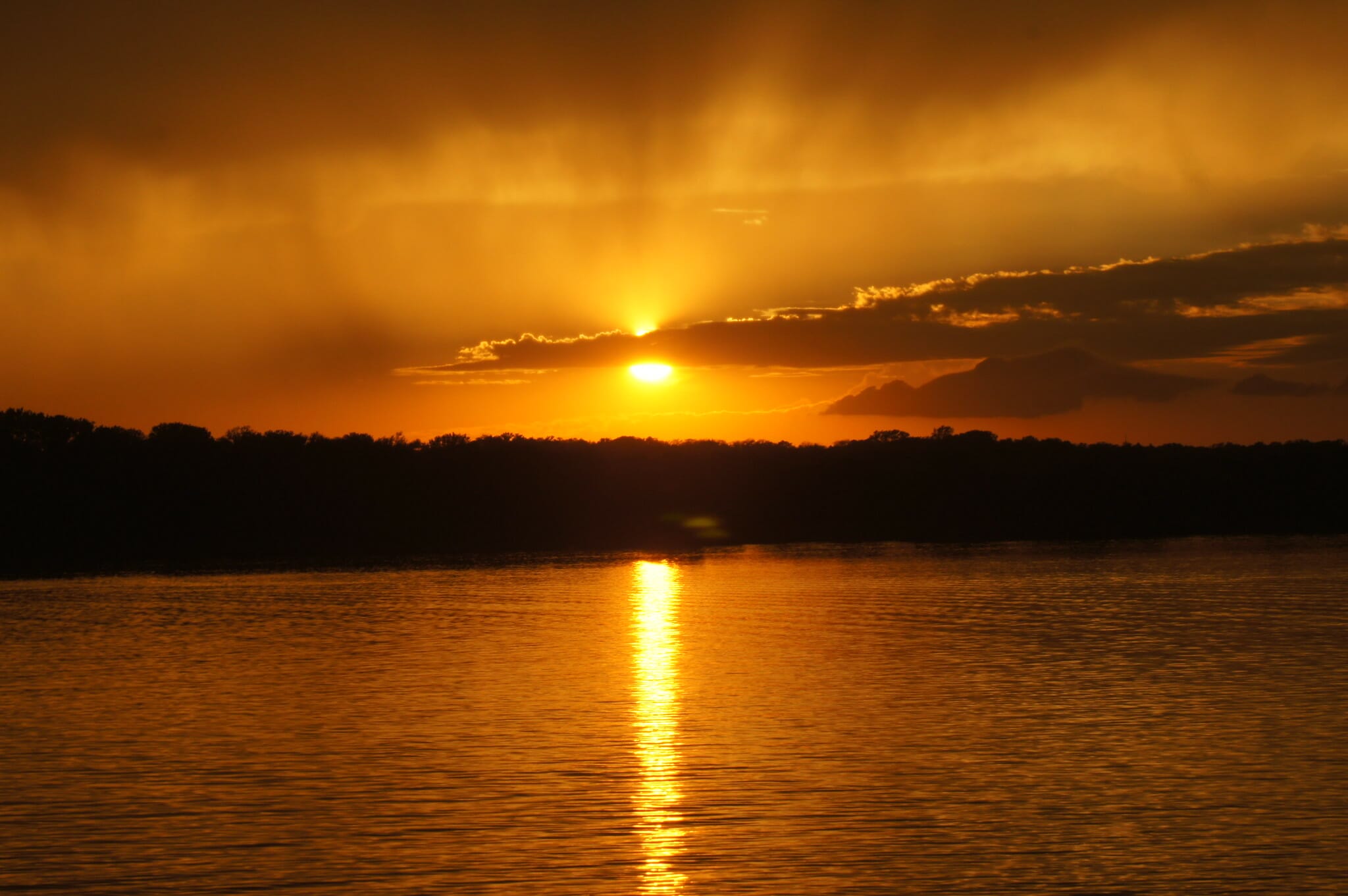 Sunset over Pawnee Lake, one of the most romantic things to do in Lincoln NE