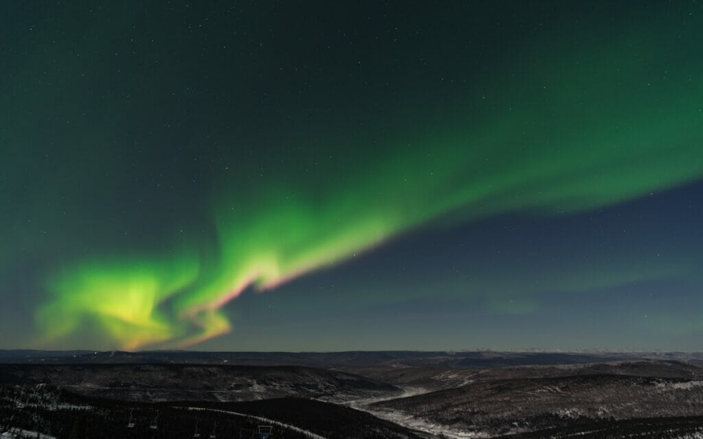 northern lights above fairbanks alaska