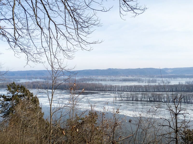 effigy mounds landscape