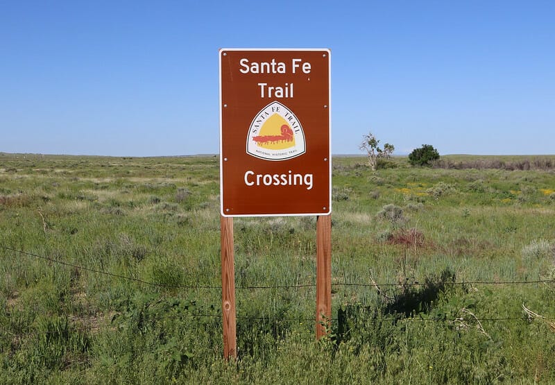 santa fe trail sign