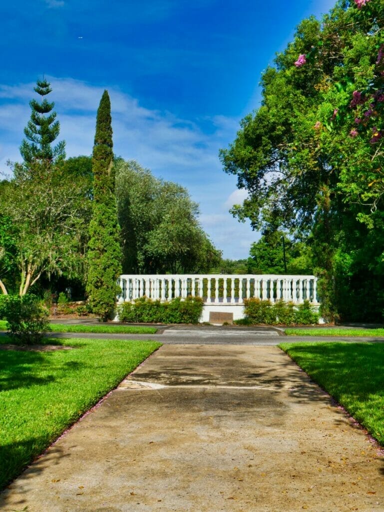 Leu Gardens