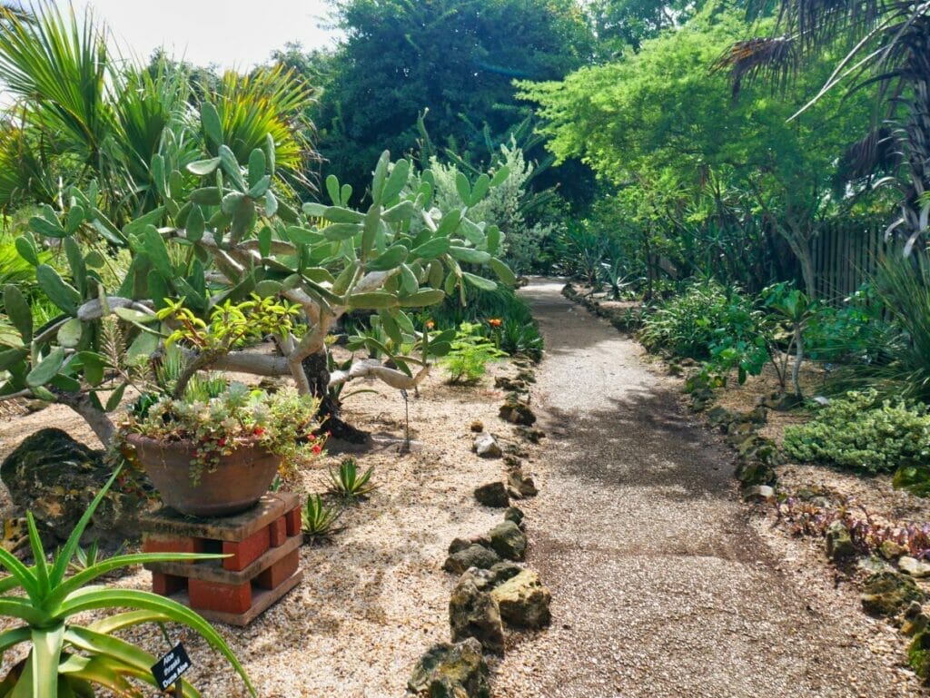Leu Gardens