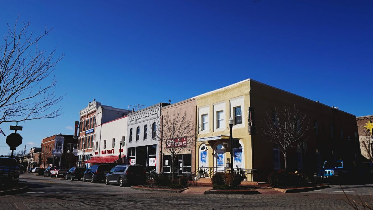 19 Fun and Interesting Facts about Arkansas (unique!)