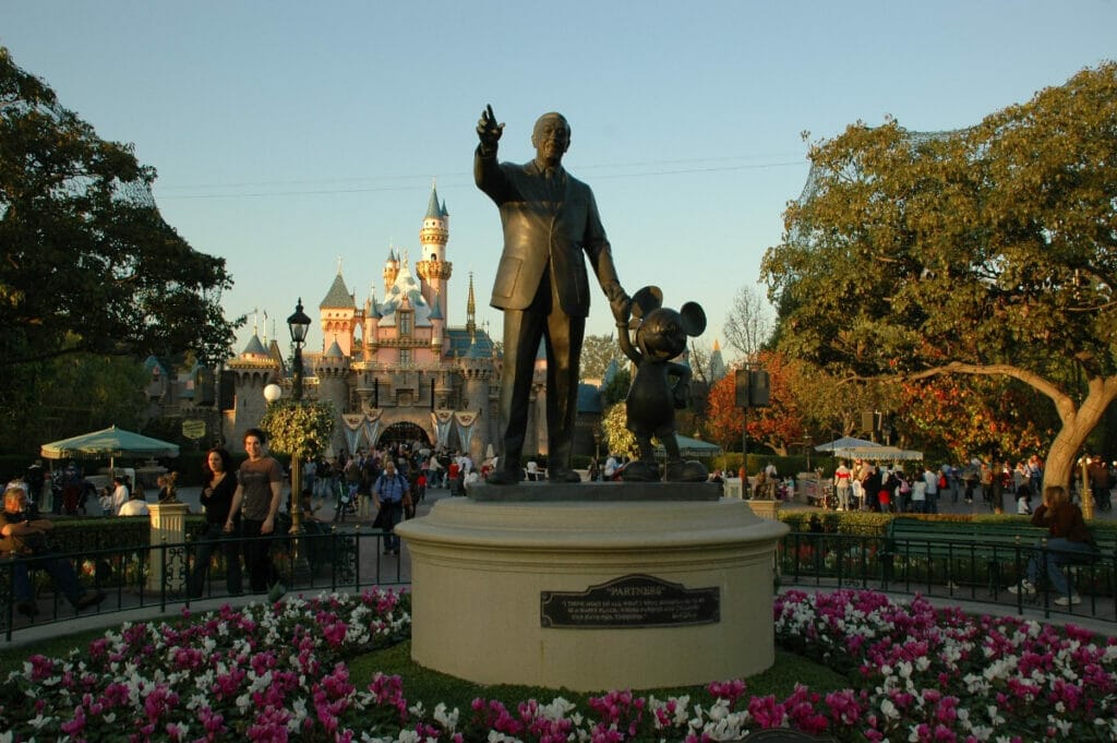 Walt statue at Disneyland