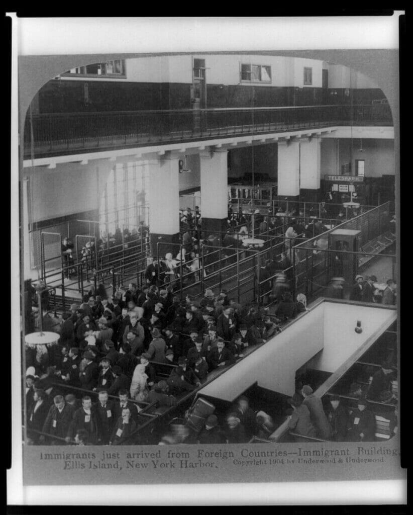 Immigrants arriving in Ellis Island