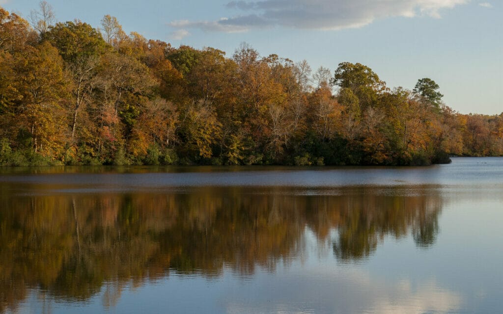 Colonial Parkway 