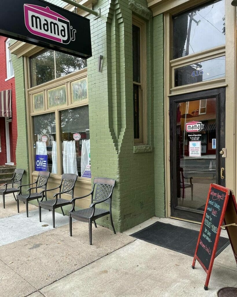 Mama J's