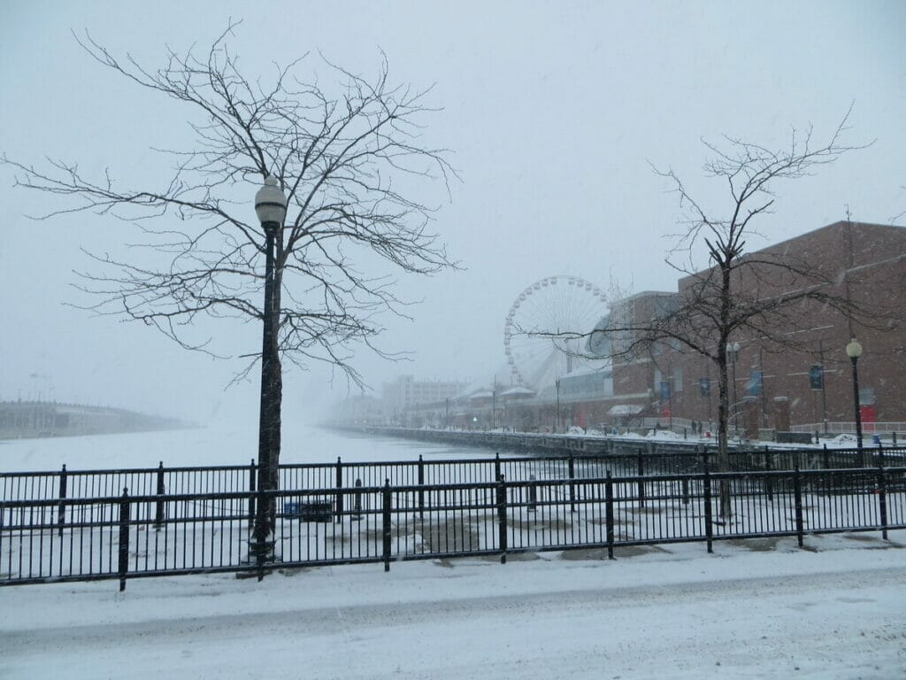 Snowing at the Navy Pier 