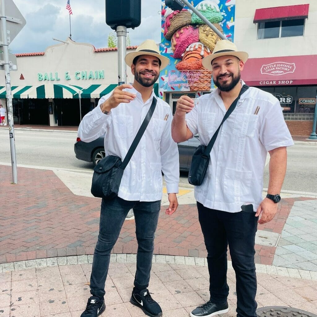 People enjoying the Miami Culinary tour 