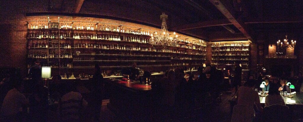 Whiskey Library 