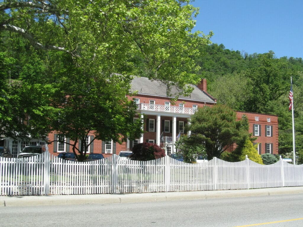 Berkeley Springs 