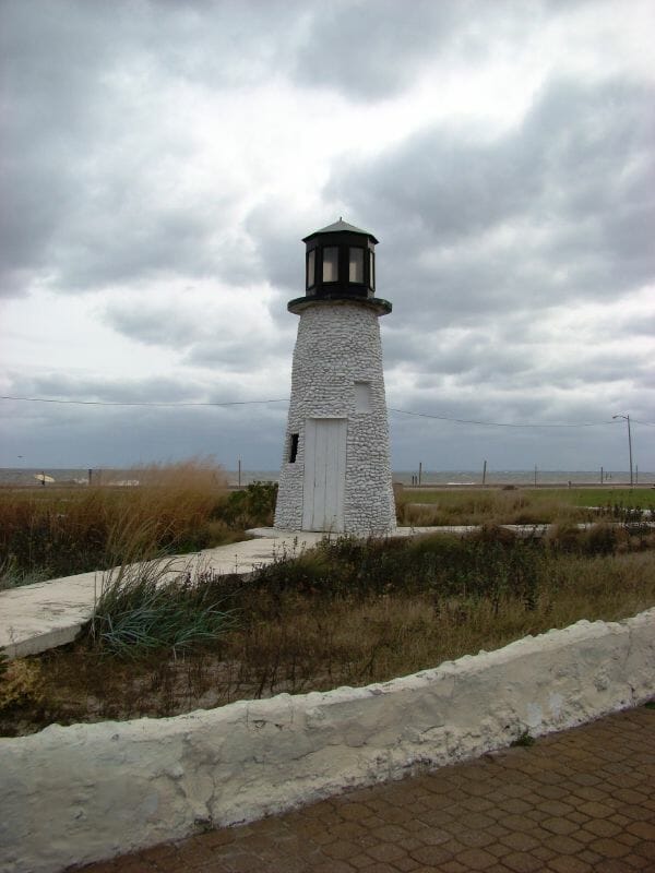 Buckroe Lighthouse 