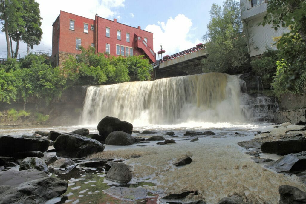 Chagrin Falls 