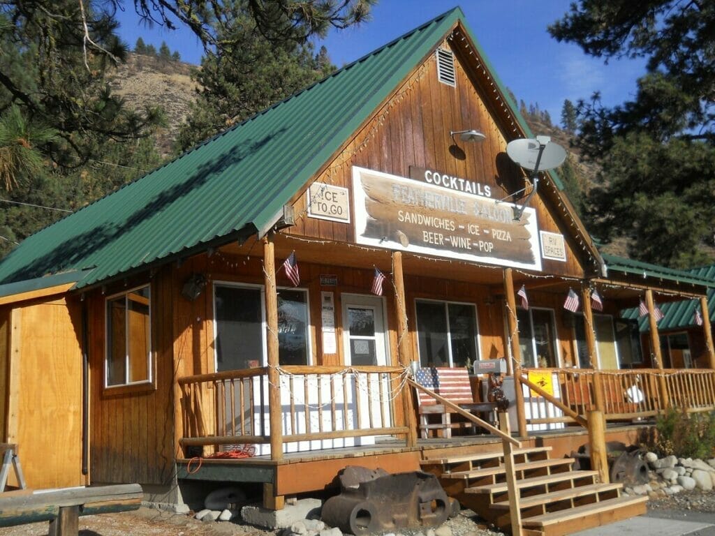Featherville Resort