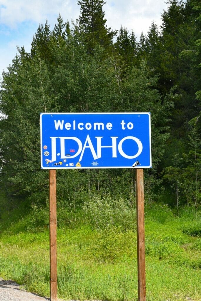 Idaho welcome sign 