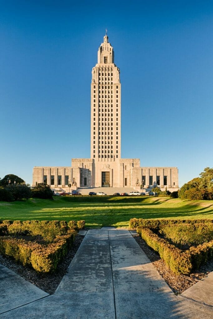 Louisiana state capitol building 