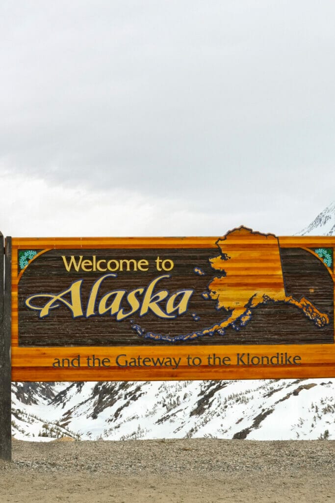 welcome to Alaska sign 