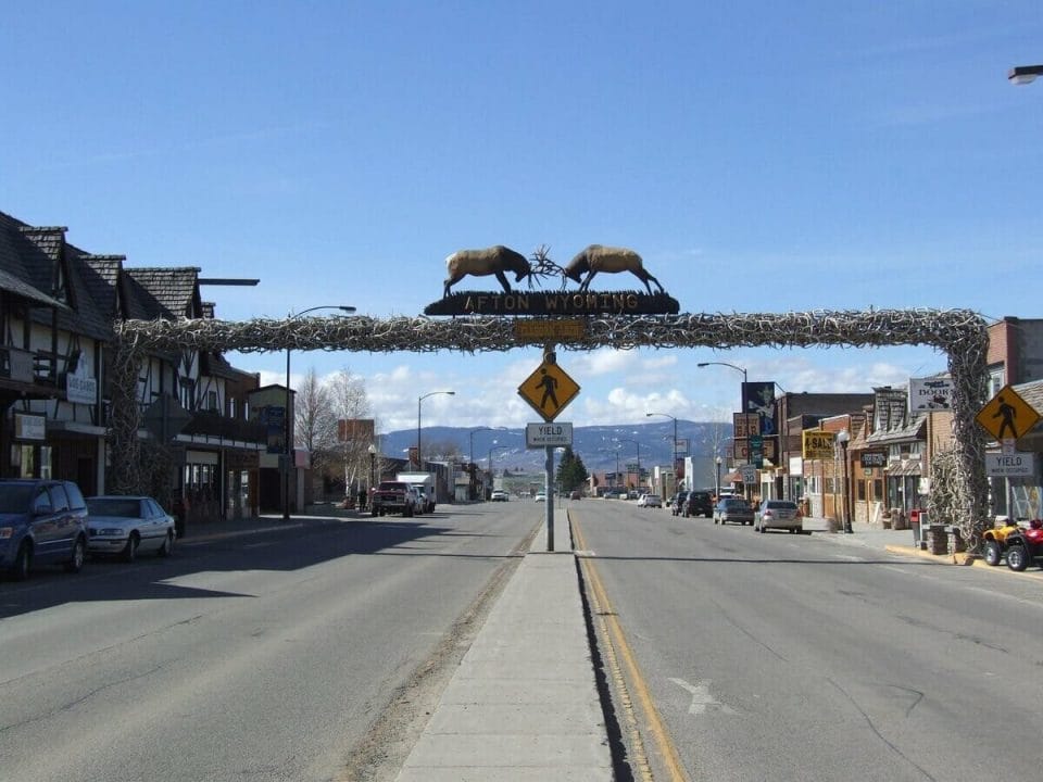 19 Charming Small Towns in Wyoming You Need to Visit (2023)