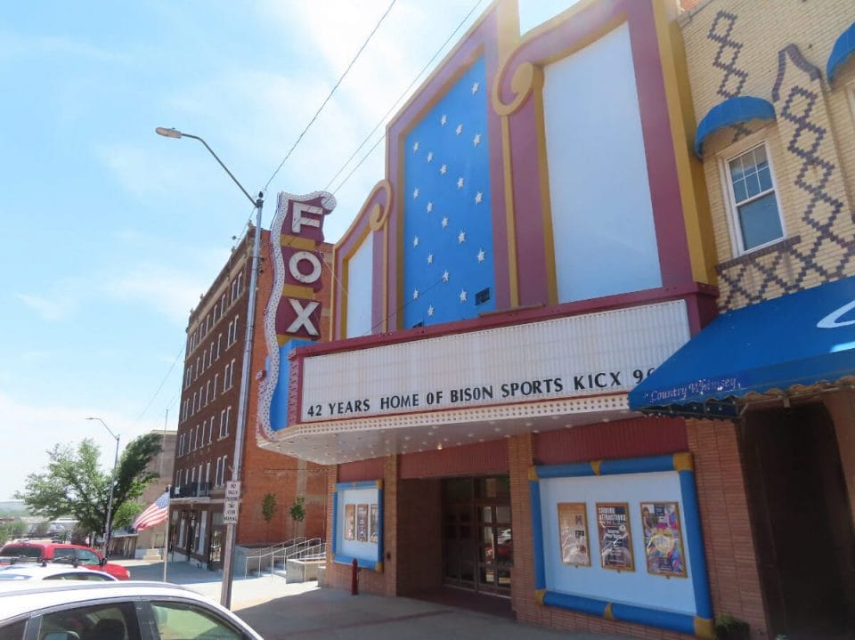 17 Charming Small Towns in Nebraska You Need to Visit (2023)