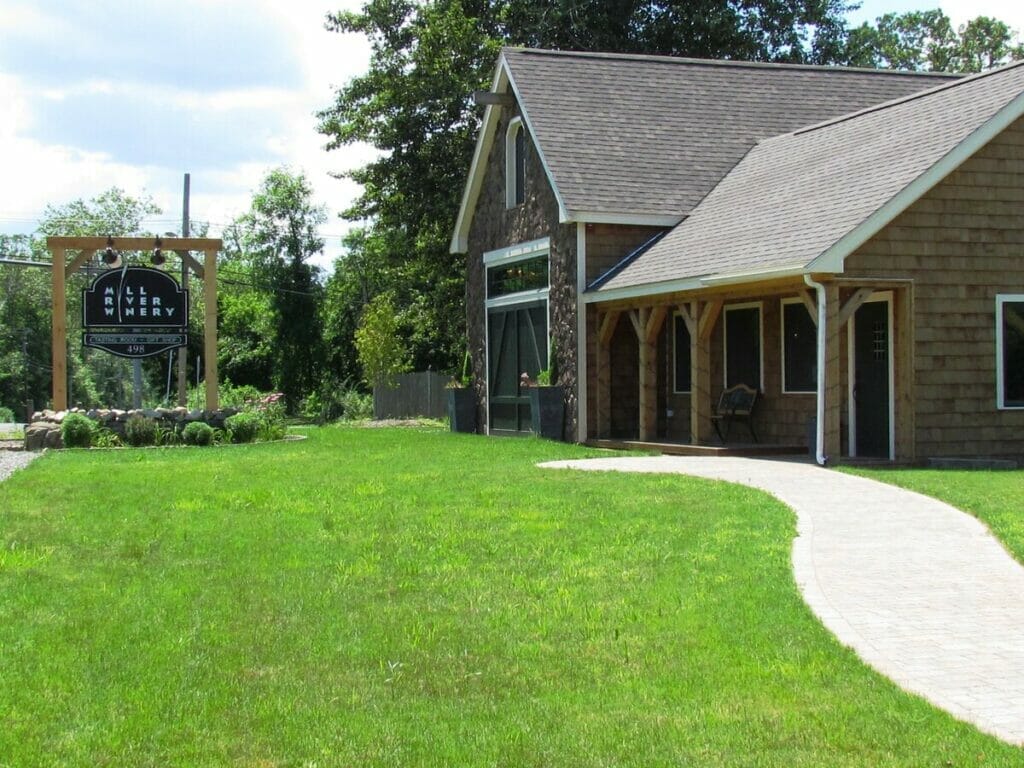 Mill River Winery