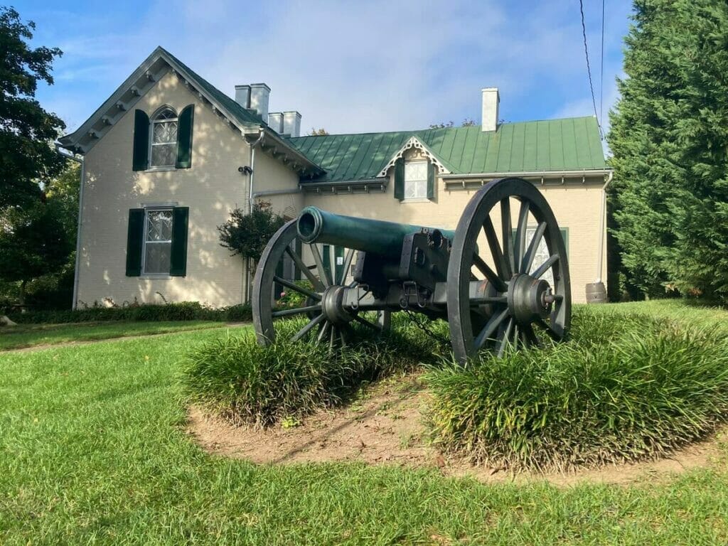 Stone Jackson's Headquarters Museum 