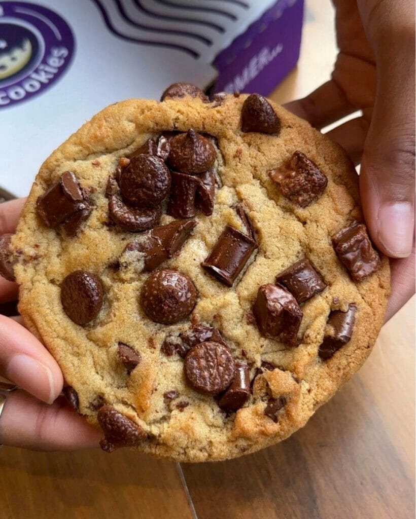 Insomnia Cookies