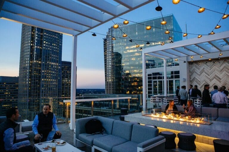 13 Best Rooftop Bars & Restaurants in Charlotte, North Carolina