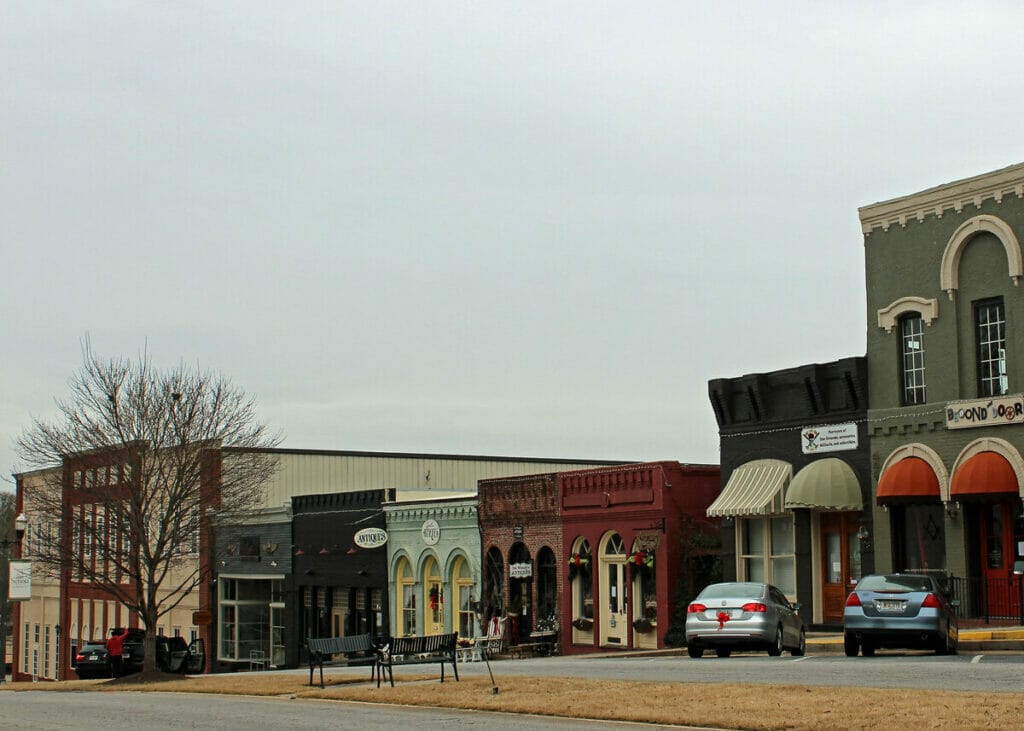 Senoia Street