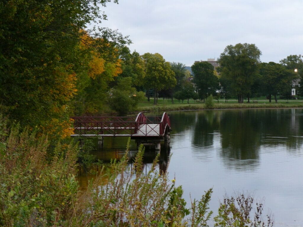 Winona