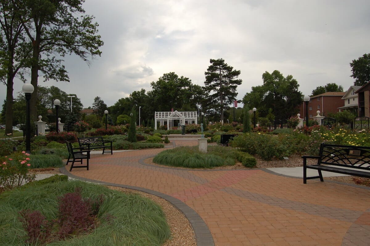 Hamann Rose Garden in Lincoln NE