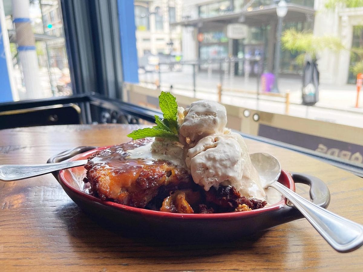 19 Best Restaurants in Mobile, Alabama to Try Today (2024)