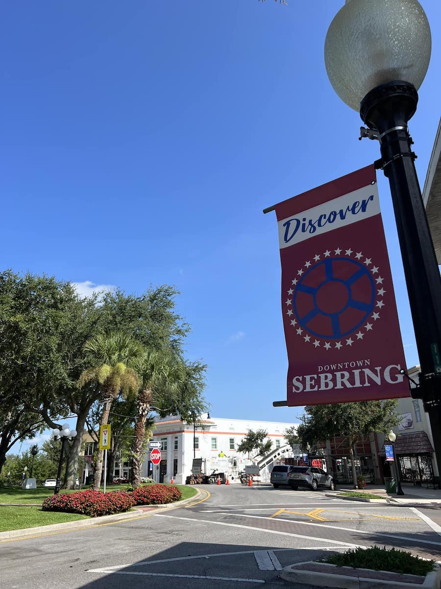 Downtown Sebring, featuring part of Circle Park and the shops surrounding it