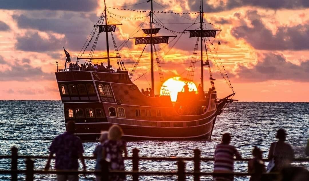 Captain Memo's Pirate Cruise Orlando sets sail into the sunset