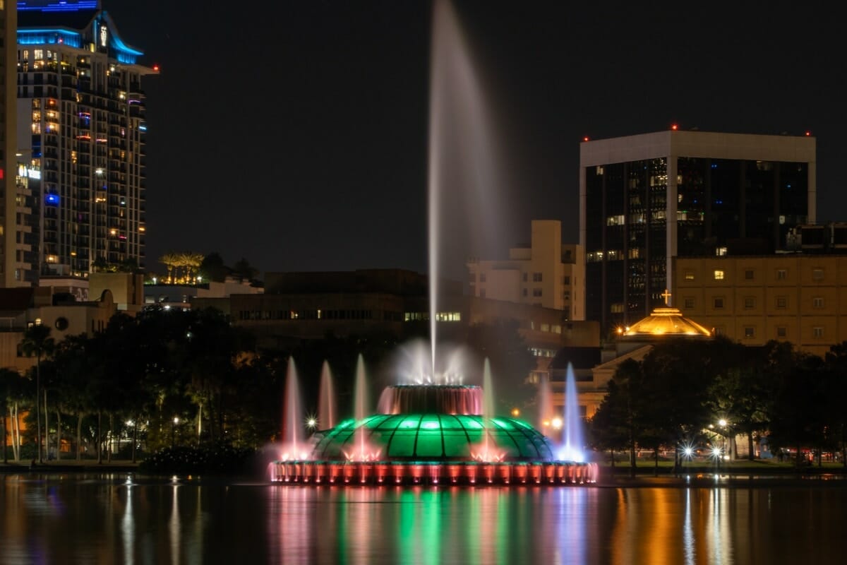 Fountain on Lake Eola in downtown Orlando at night
