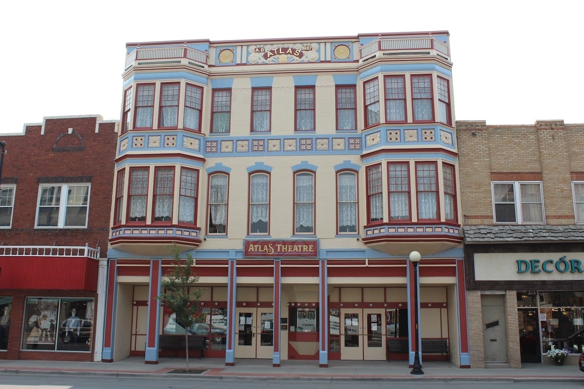 exterior of the historic Atlas Theatre in Cheyenne Wyoming